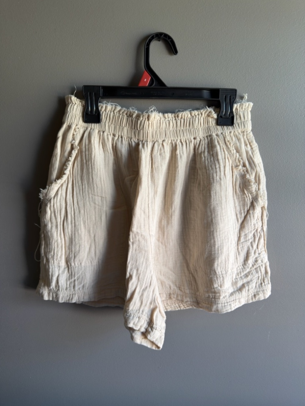 aerie Cream Elastic-Waist Cotton Gauze Shorts